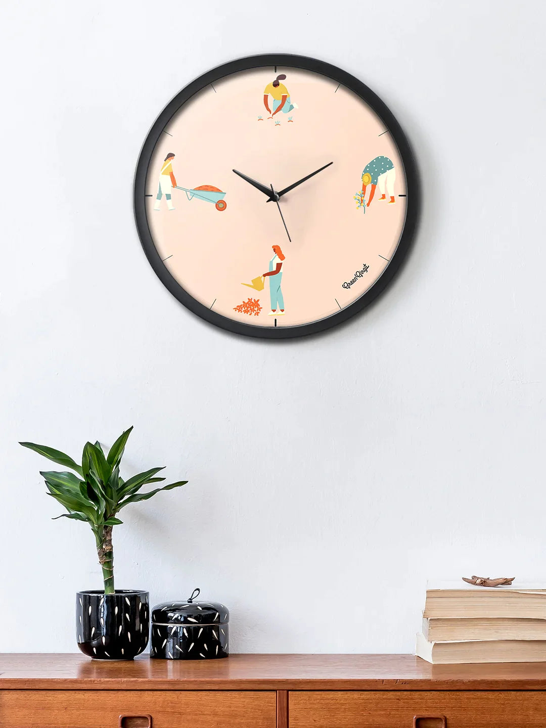 Happy Potting Multicolor Analog Wall Clock