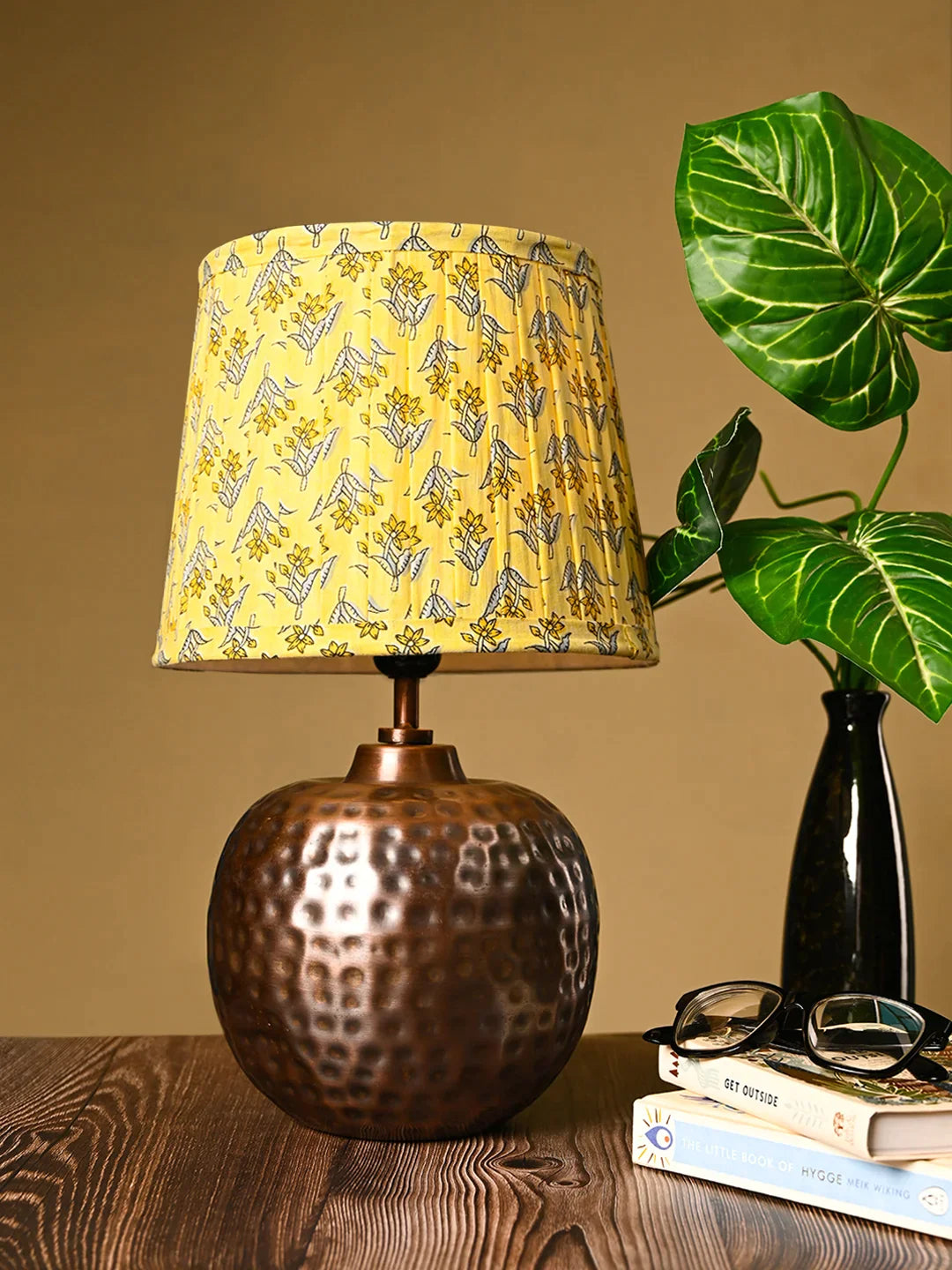 Copper Hammered Pot Lamp with Pleeted Multicolor Pink Shade