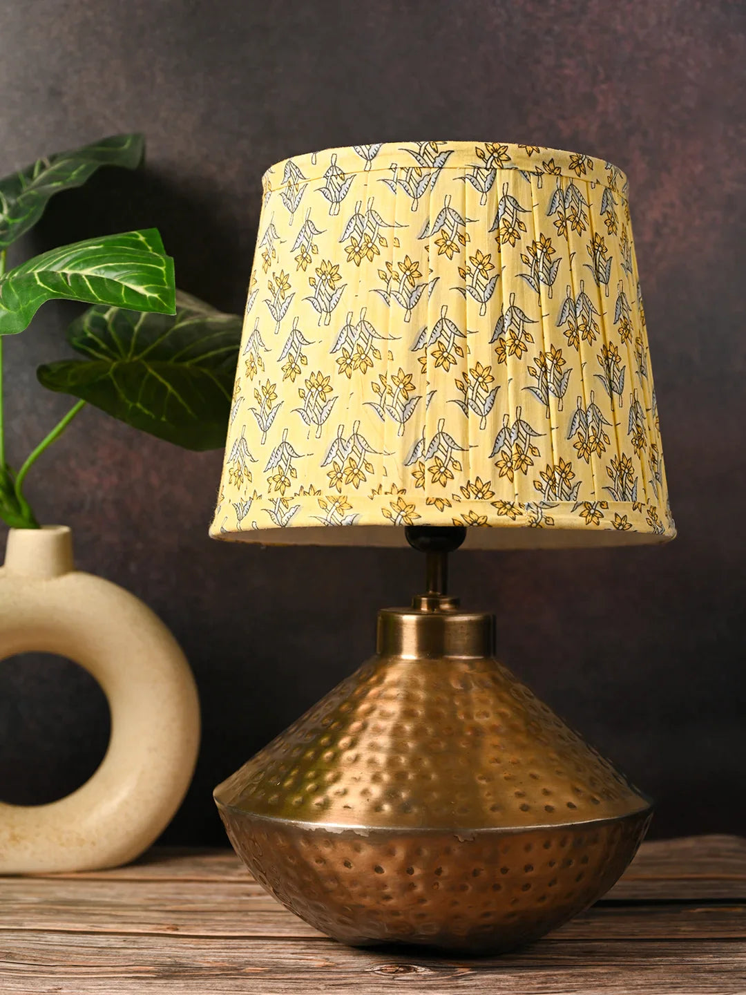 Golden Hammered Urn Lamp with Pleeted Multicolor Lemon Shade