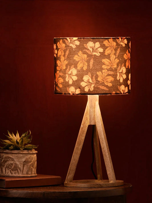 Black Flower Trio Wooden Lamp