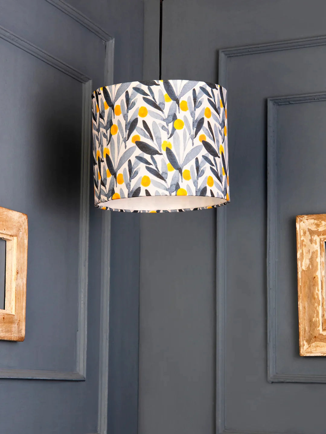 Leafy Impressiom Hanging Shade