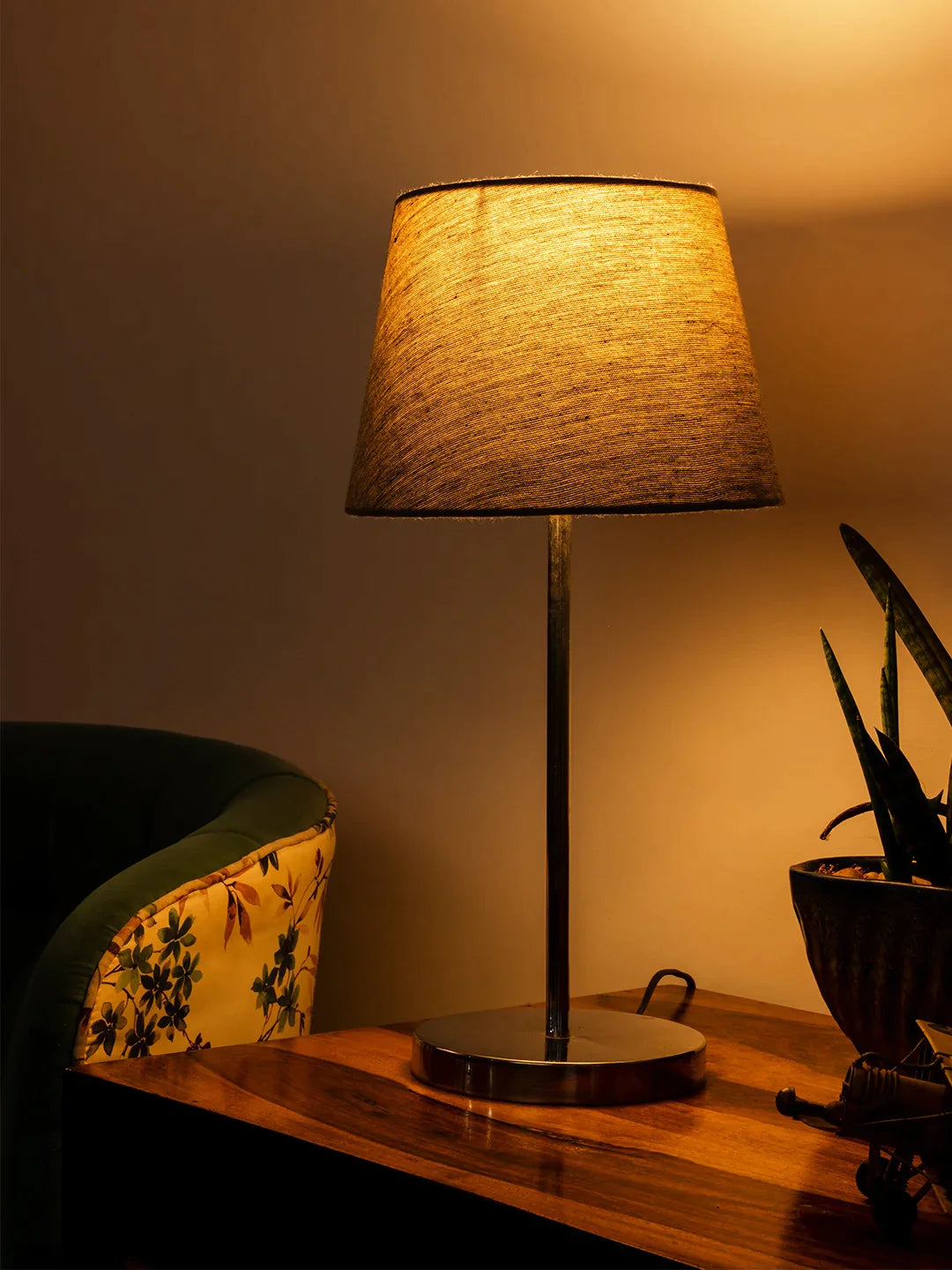 Metal Chrome Finish Lamp with Smare Taper Grey Shade
